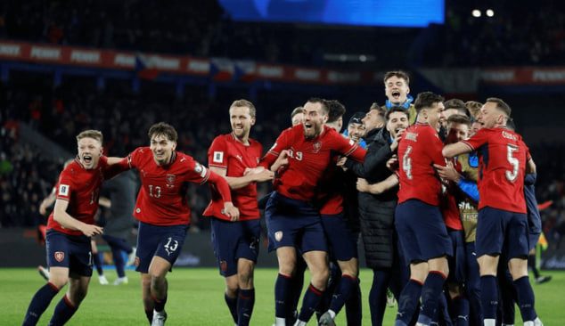 足球——世预赛附加赛：捷克晋级世界杯正赛